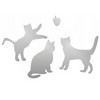Trois chats et un oiseau